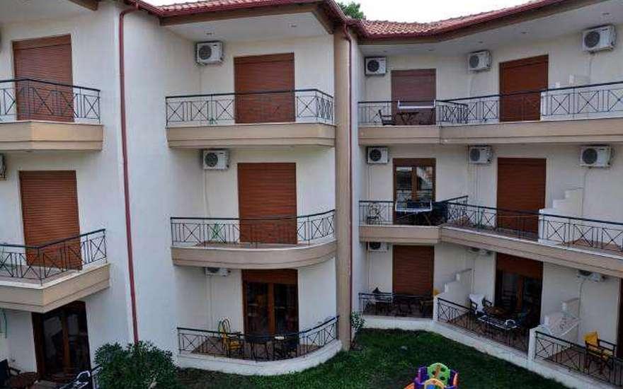 vila elia - pefkohori - grčka apartmani