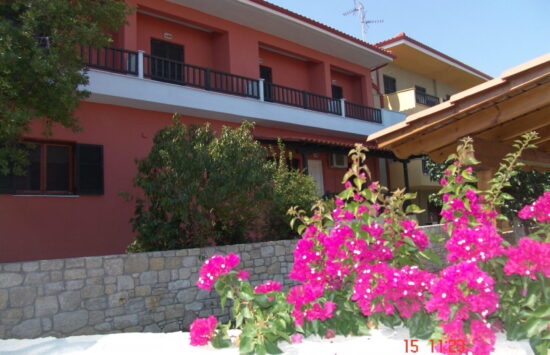 Vila Nikos - Afitos - Grčka apartmani