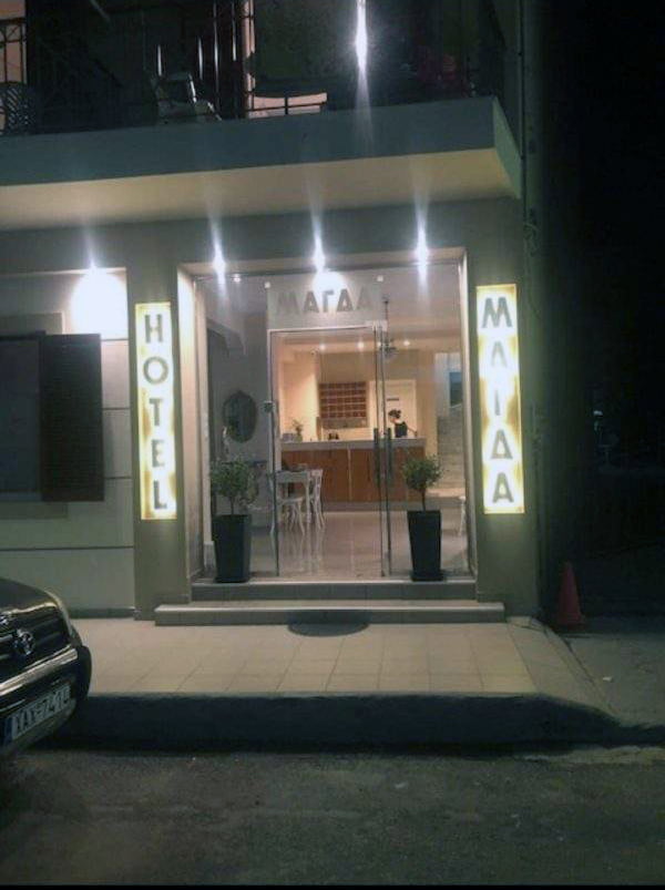 vila magda - edipsos - evia