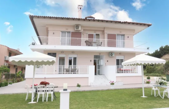 vila elegant - polihrono - grčka apartmani